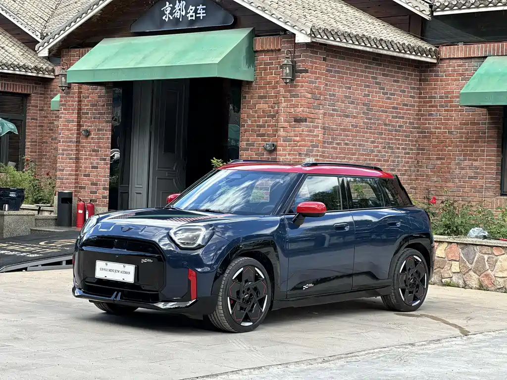 MINI JCW Aceman EV — фото 1