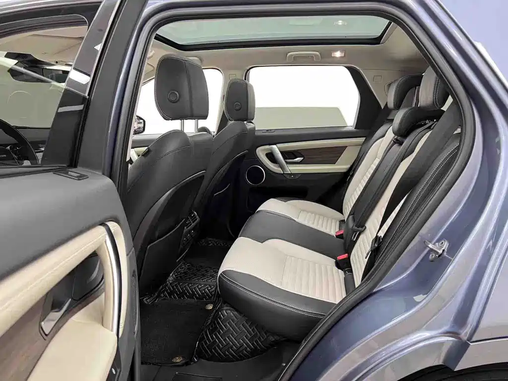 Land Rover Discovery Sport 2020 — фото 9