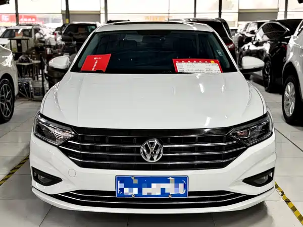 Volkswagen Sagitar 2021