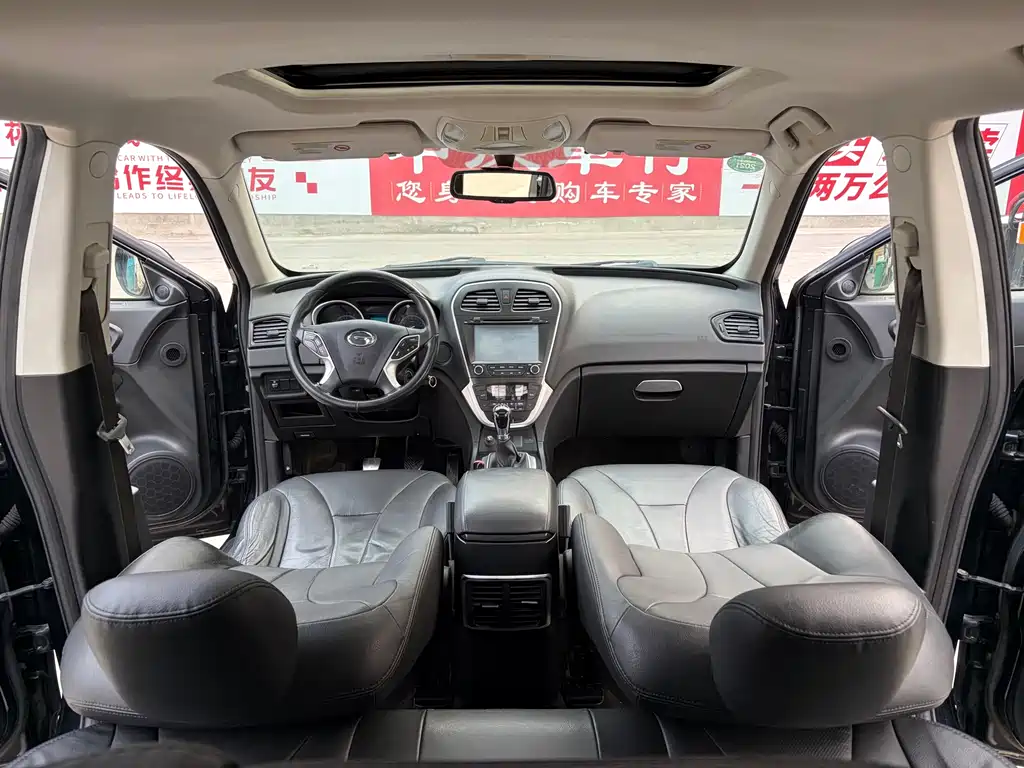 GAC Motor Trumpchi GS5 2014 — фото 7