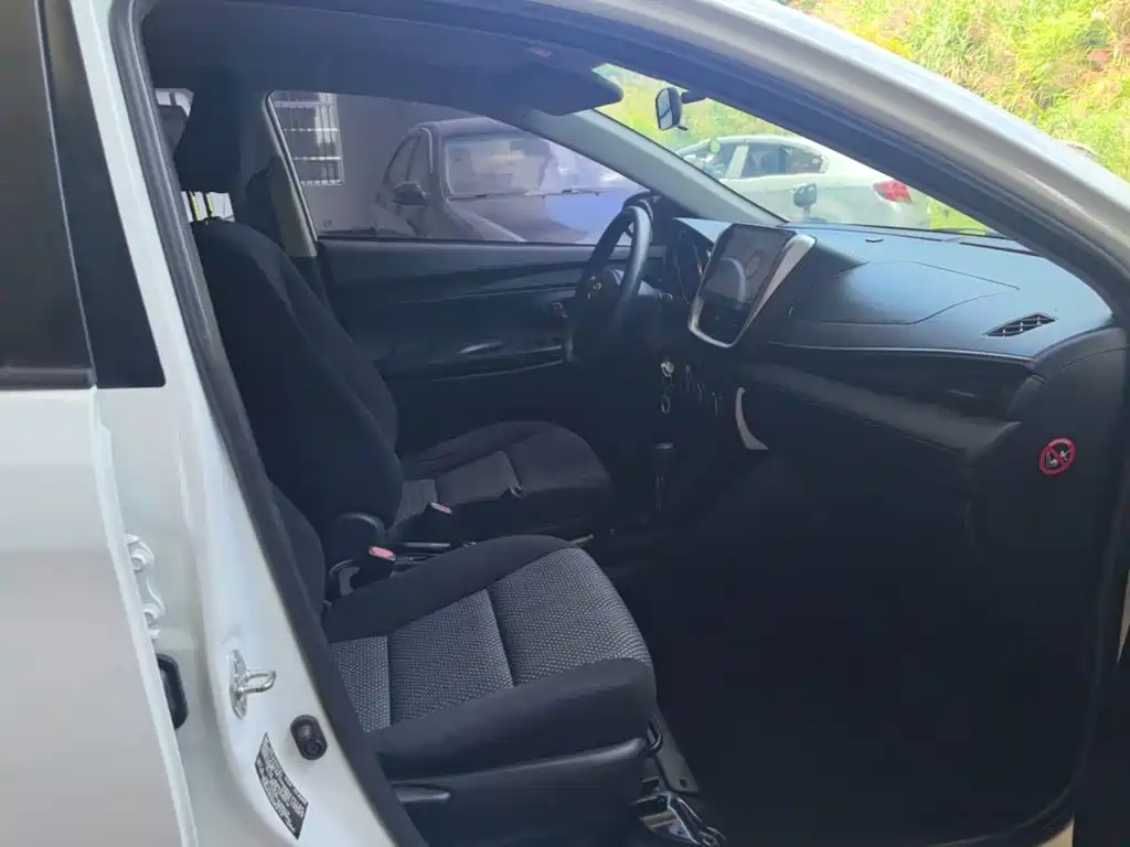 Toyota Vios FS 2017 — фото 25