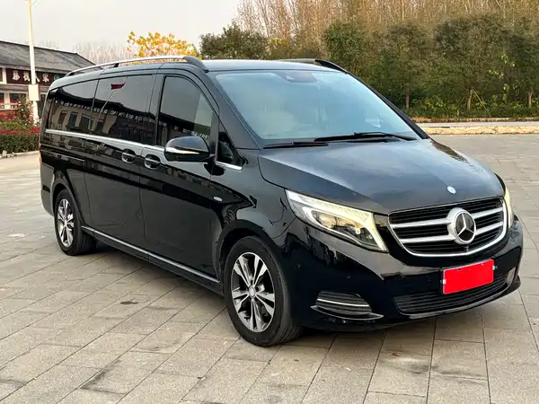 Mercedes-Benz V-Class 2016