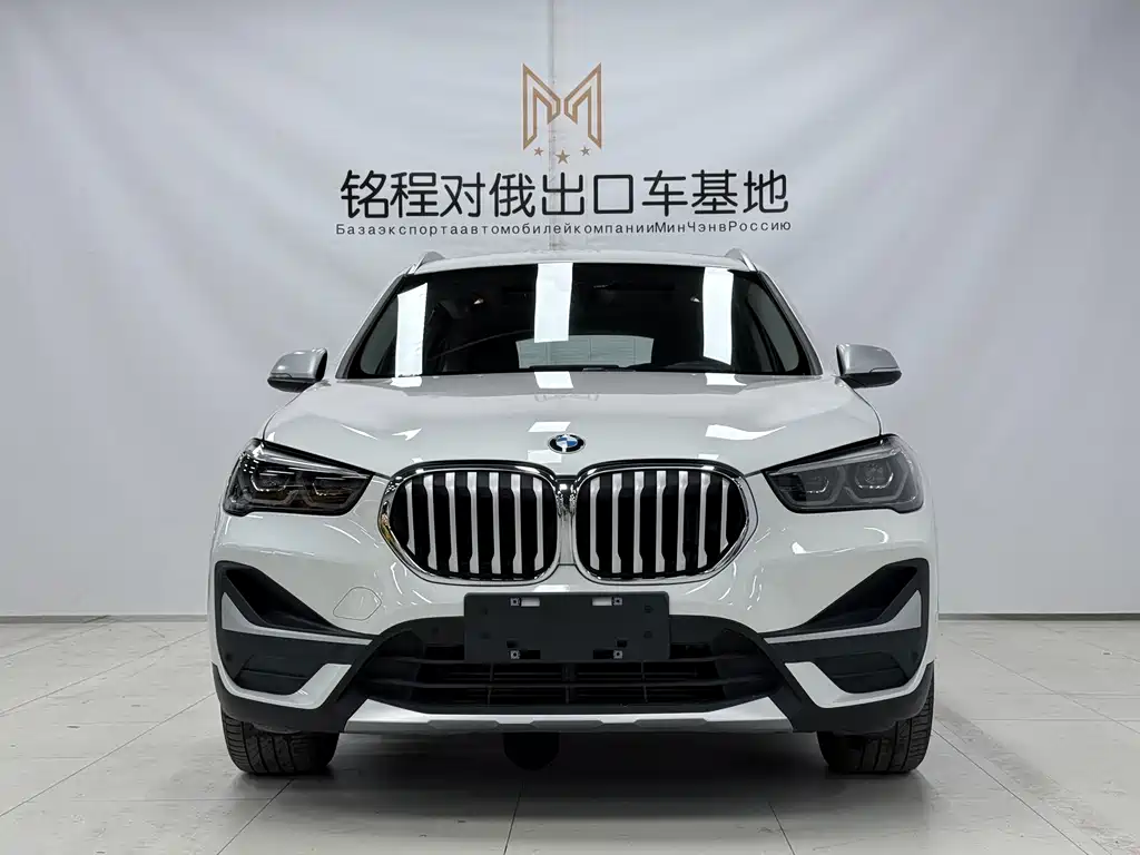 BMW X1 2022 — фото 2