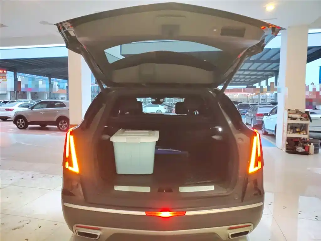 Cadillac XT5 2019 — фото 15