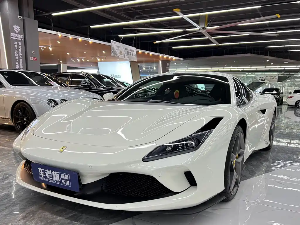 Ferrari F8 2023 — фото 1