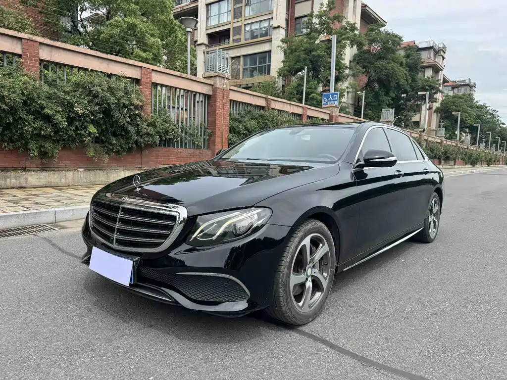 Mercedes-Benz E-Class 2018 — фото 1