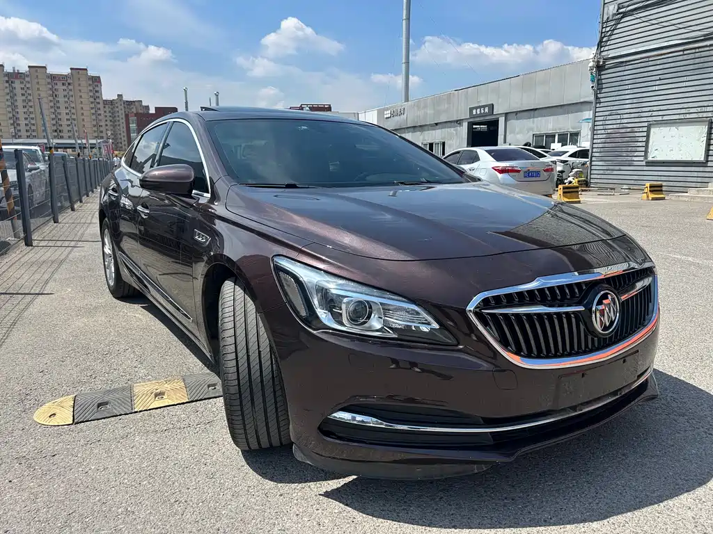 Buick LaCrosse 2017 — фото 3