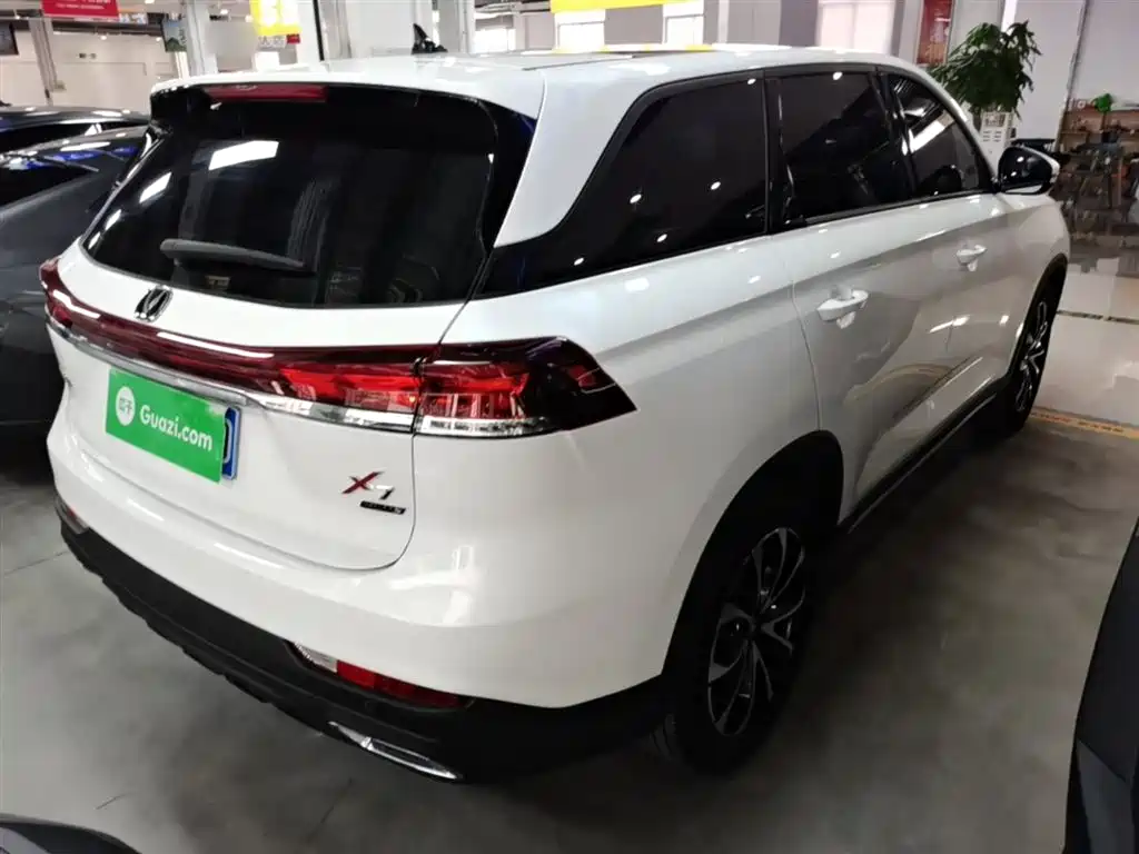 Changan X7 PLUS 2025 — фото 7