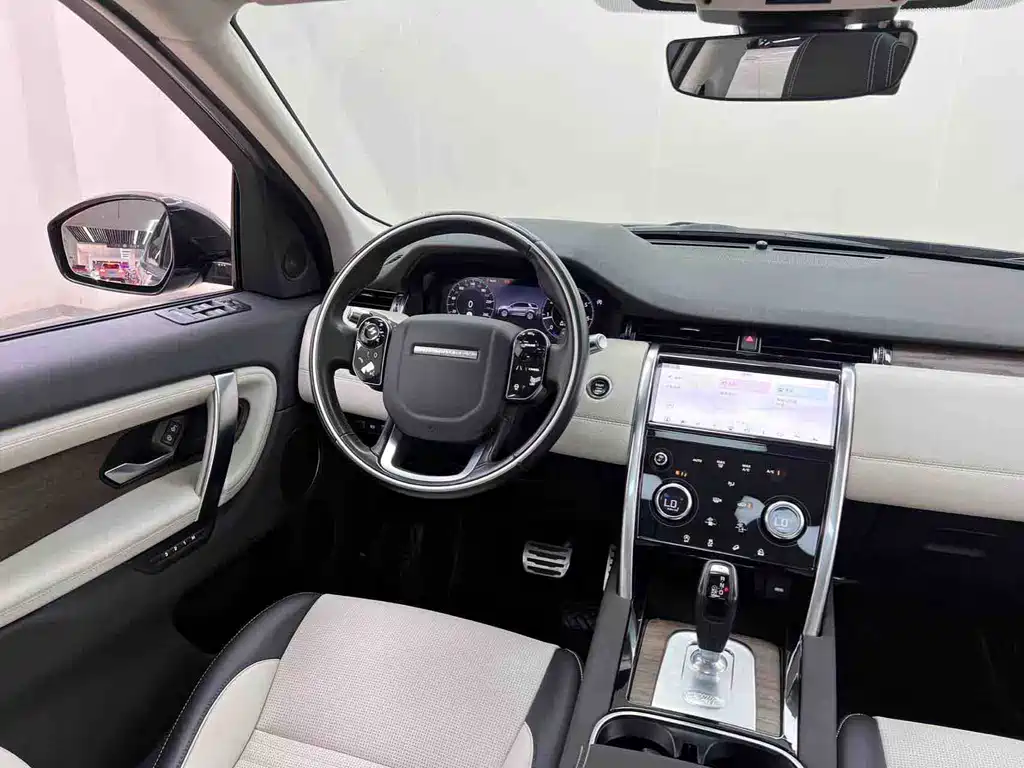 Land Rover Discovery Sport 2020 — фото 14