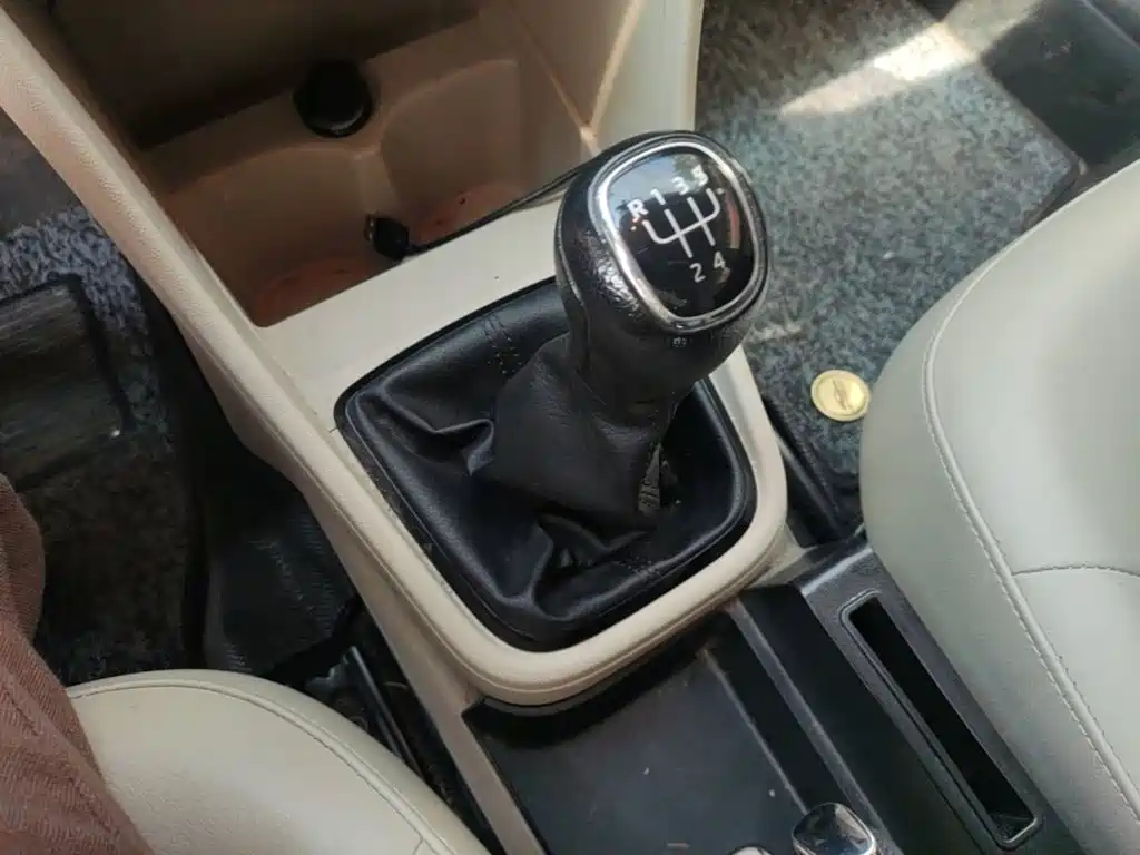 Skoda Rapid 2016 — фото 14