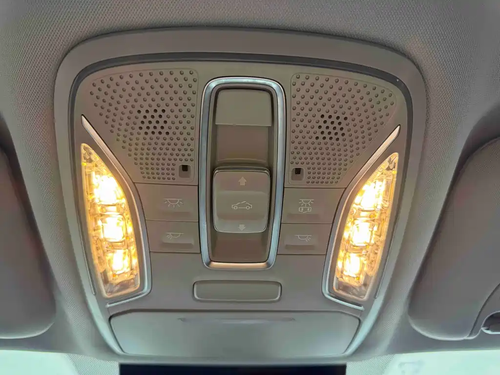 GAC Trumpchi M6 2022 — фото 30