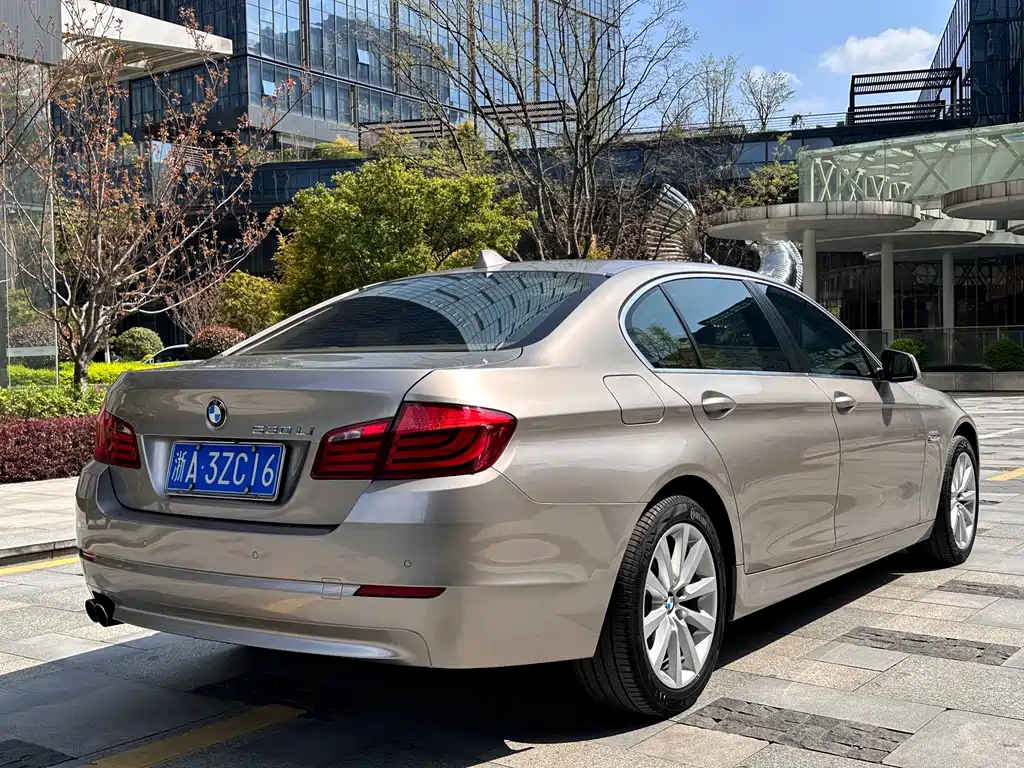 BMW 5 Series 2013 — фото 4
