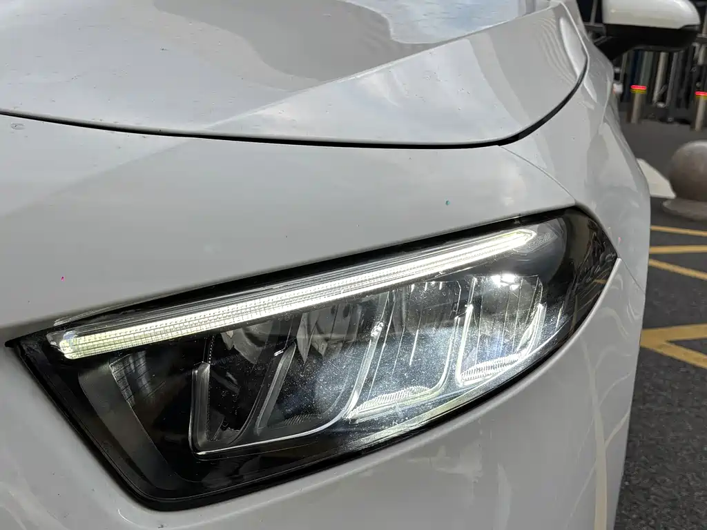 Mercedes-Benz A-Class 2024 — фото 15