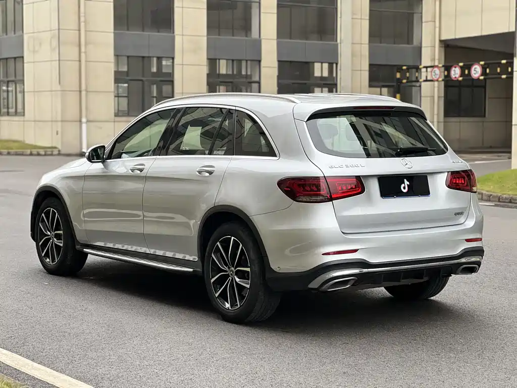 Mercedes-Benz GLC 2020 — фото 15