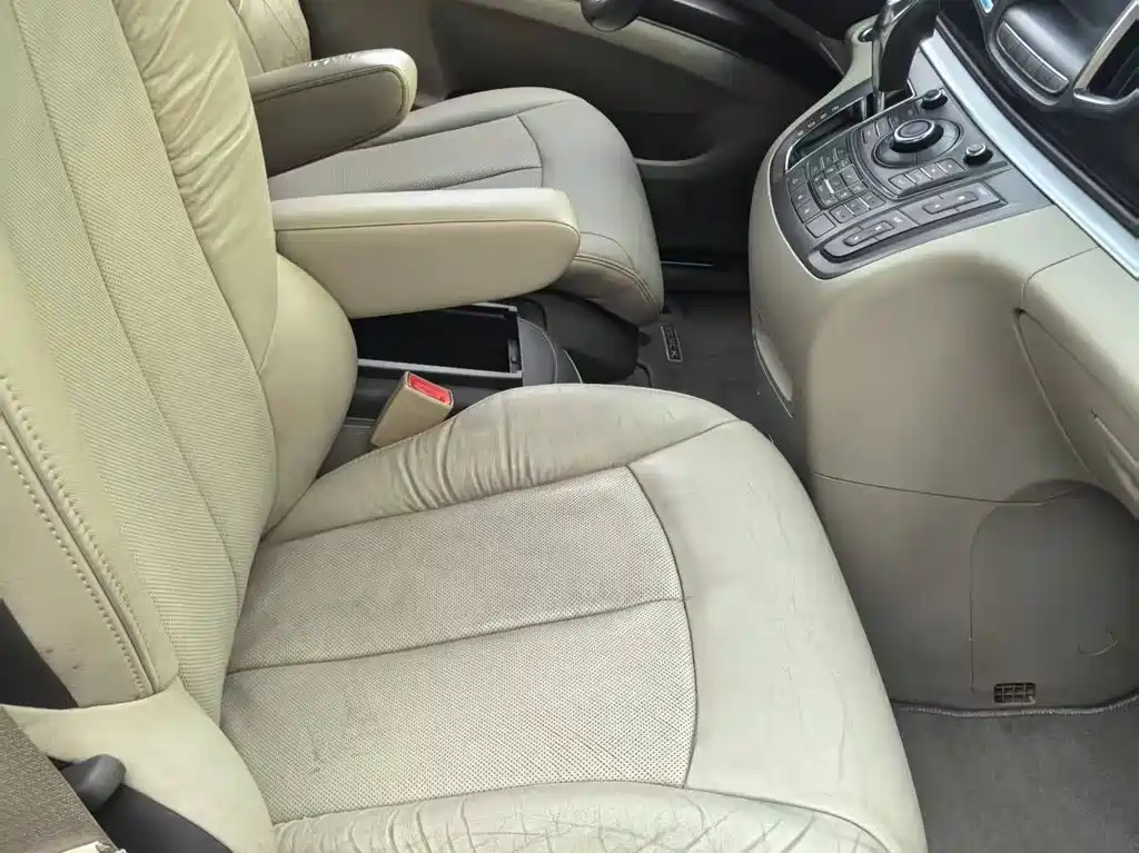 Buick GL8 2014