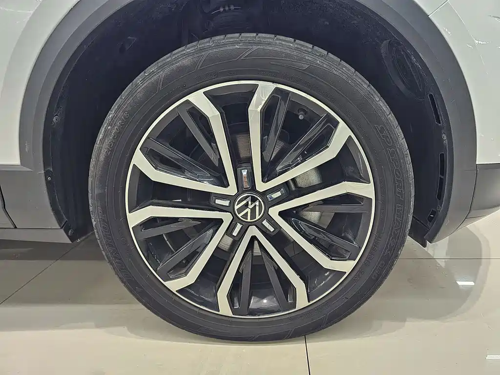 Volkswagen T-Roc 2023