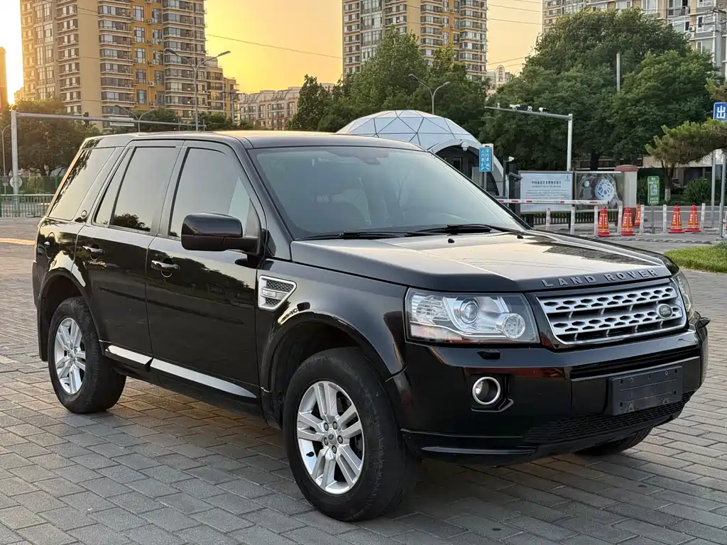 Land Rover Freelander 2 2014 — фото 3
