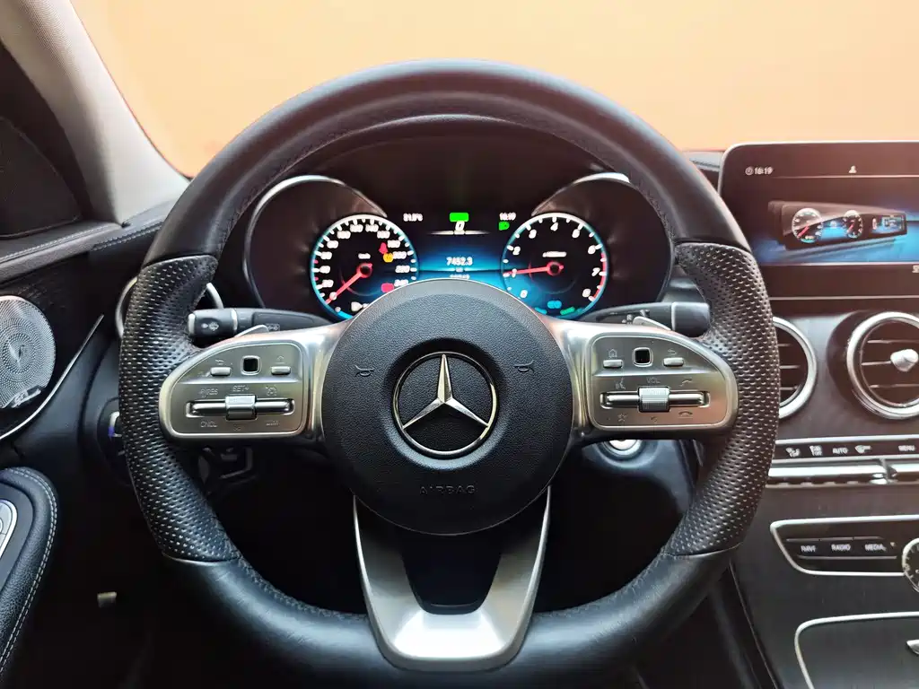 Mercedes-Benz C-Class 2021 — фото 10