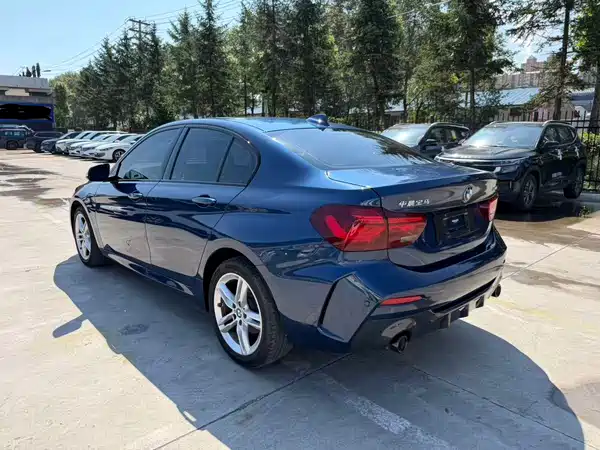 BMW 1 Series 2023