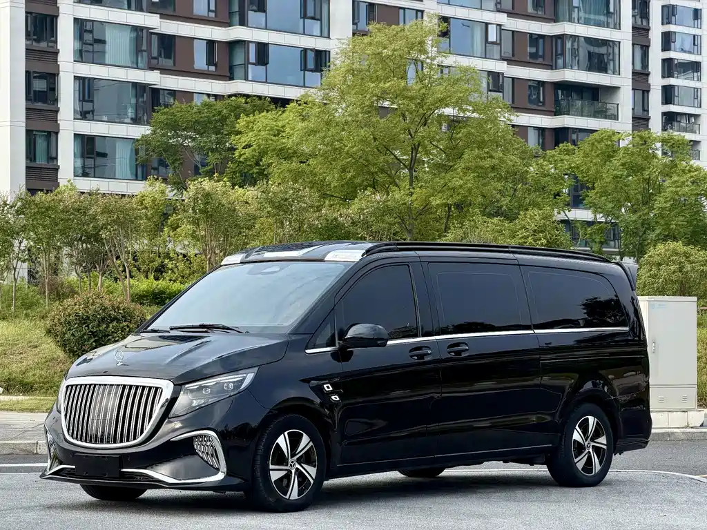 Mercedes-Benz Vito 2025 — фото 1
