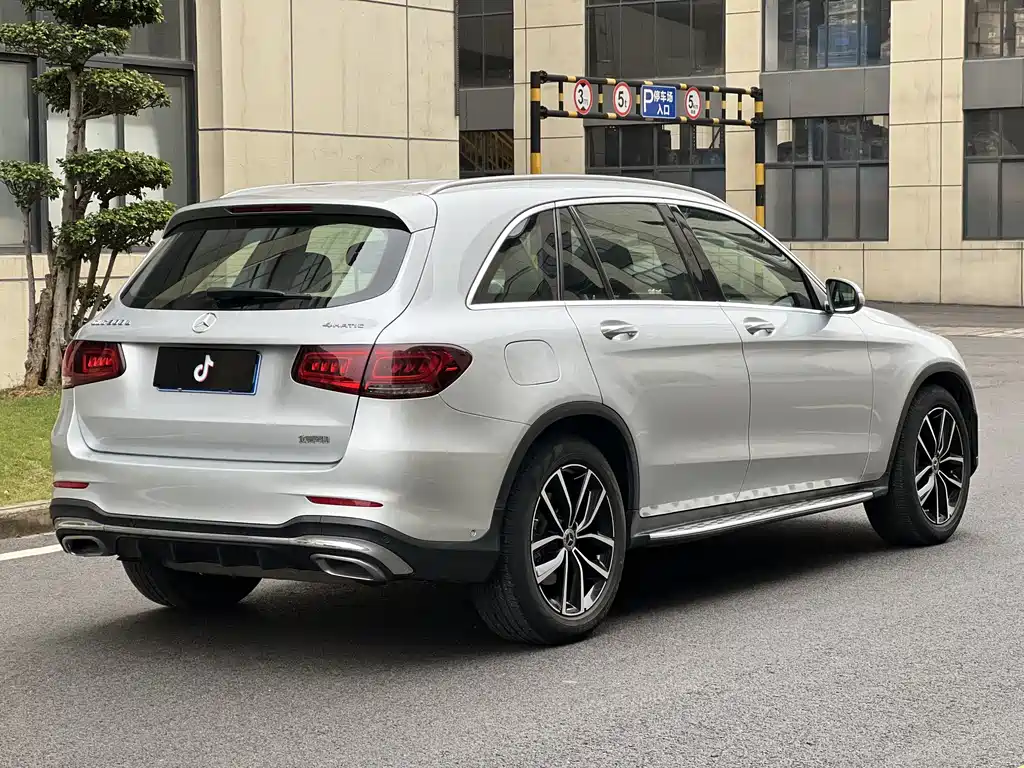 Mercedes-Benz GLC 2020 — фото 12