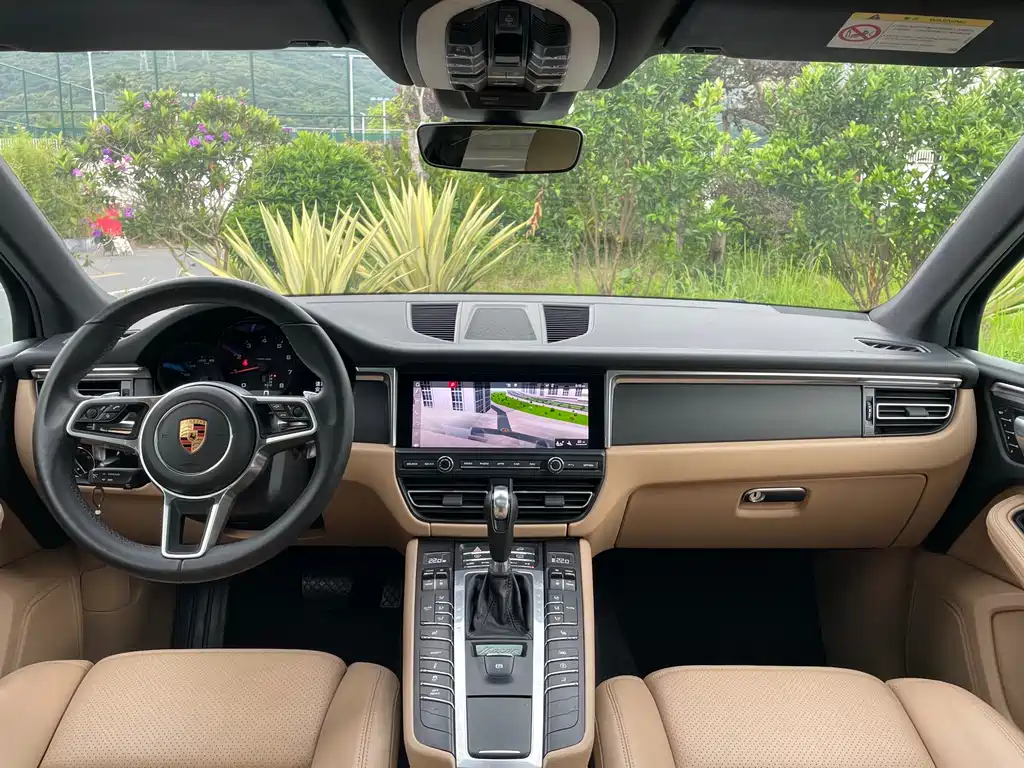Porsche Macan 2019 — фото 8