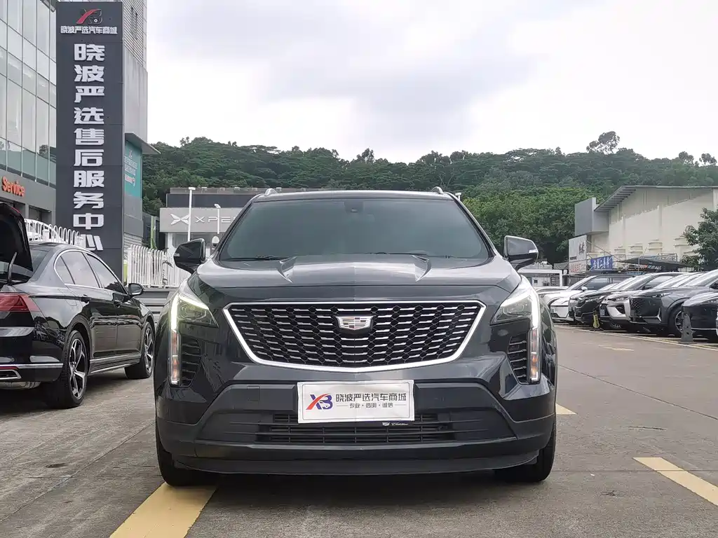 Cadillac XT4 2021 — фото 2