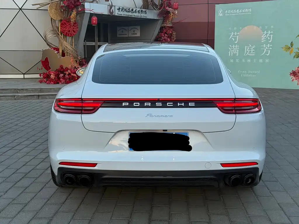 Porsche Panamera 2019 — фото 5