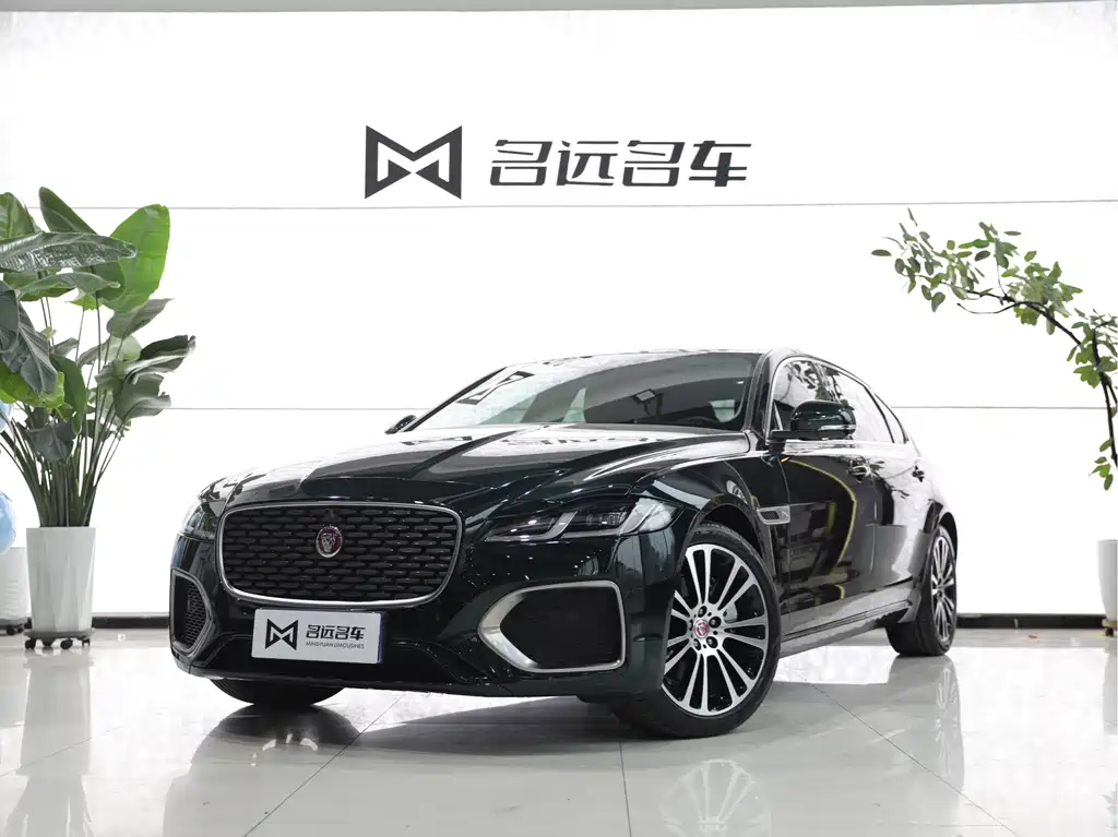 Jaguar XFL 2024 — фото 1