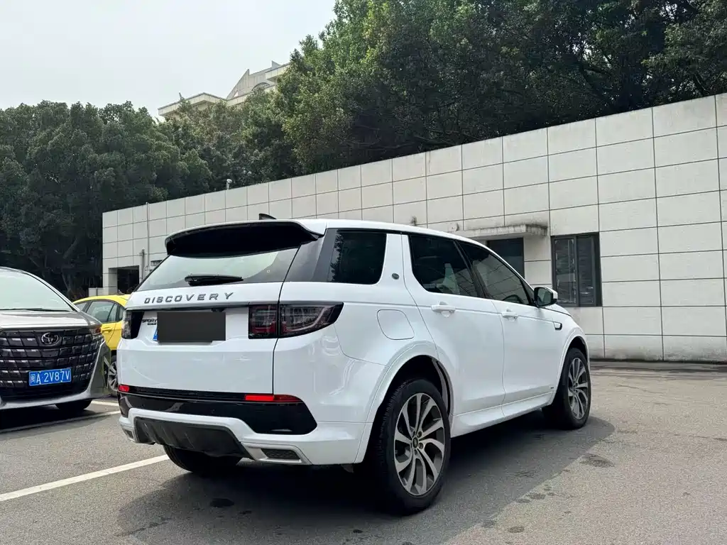 Land Rover Discovery Sport 2020 — фото 8