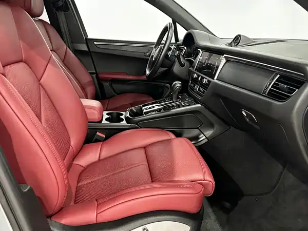 Porsche Macan 2022