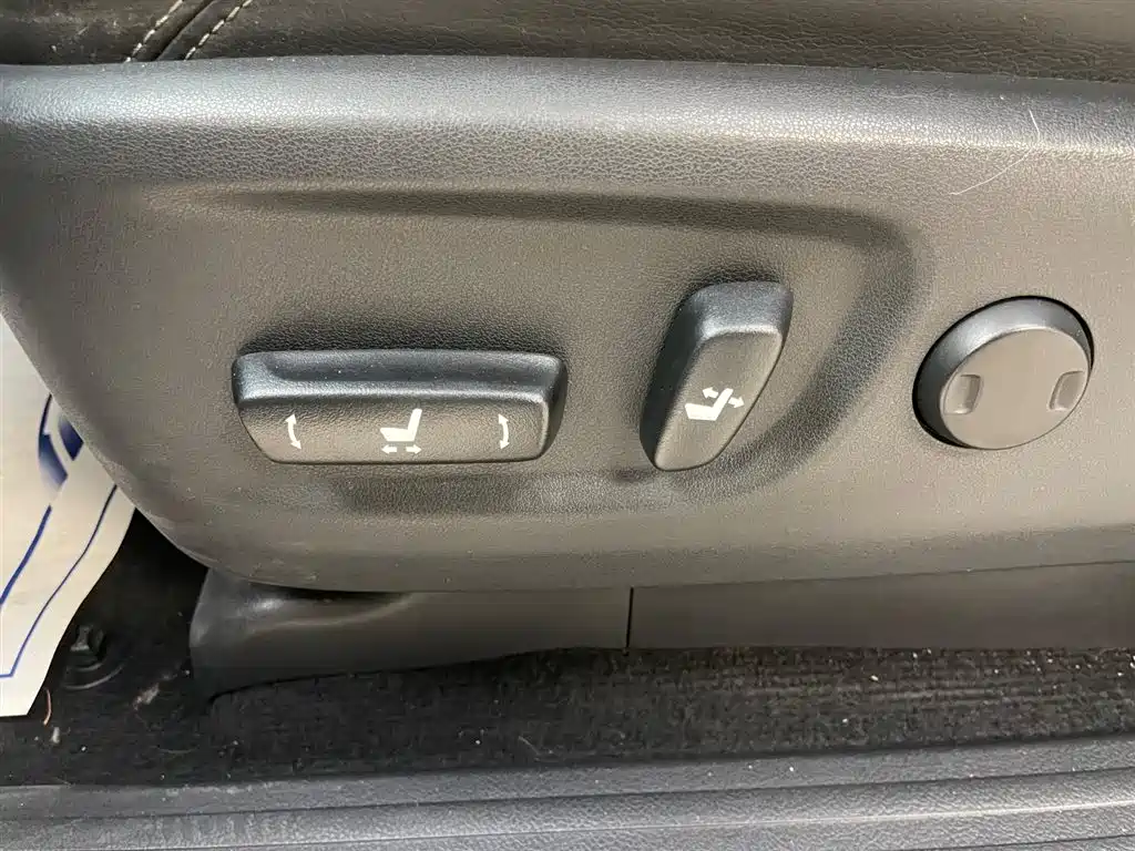 Toyota Prado 2019 — фото 12