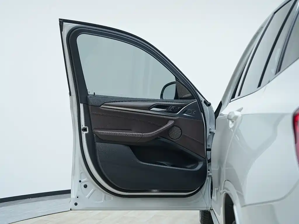 BMW X3 2019 — фото 14