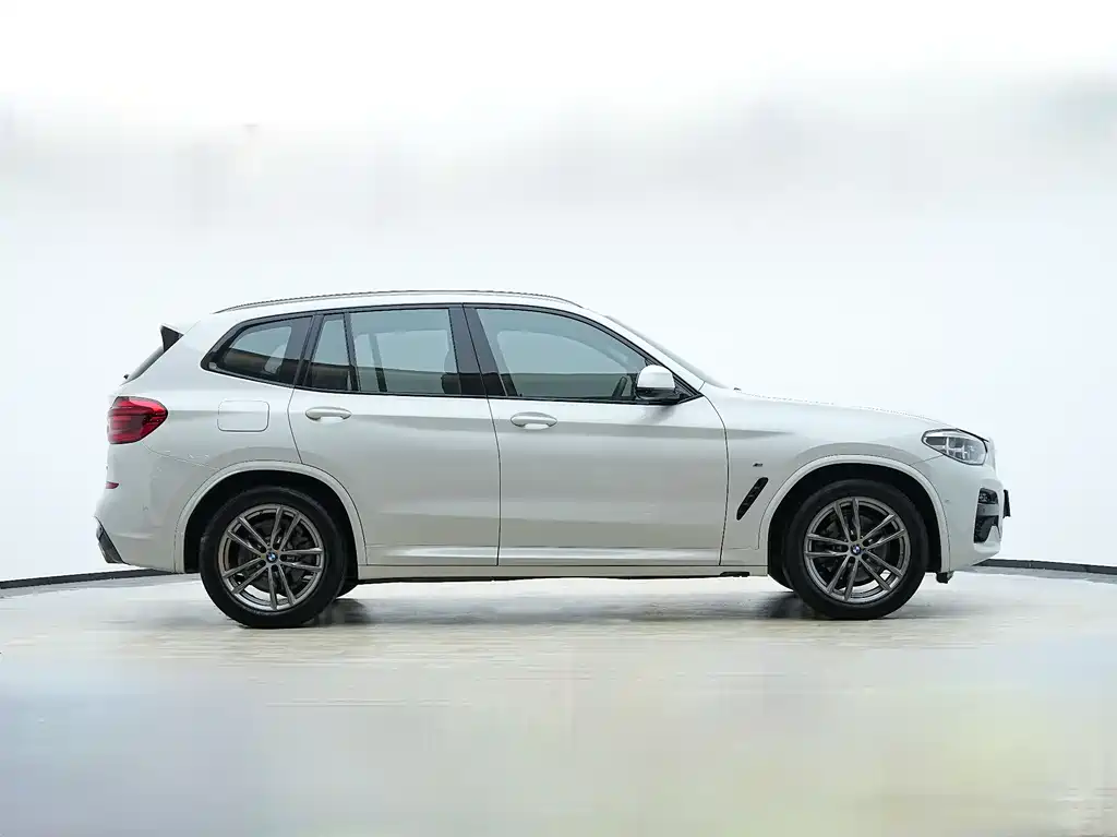 BMW X3 2019 — фото 8