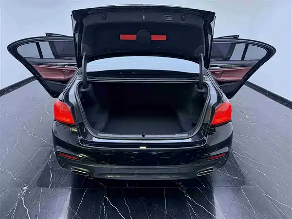 BMW 5 Series 2018