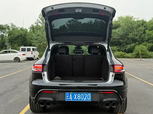Porsche Macan 2022