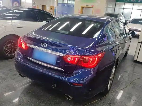 Infiniti Q50L 2016