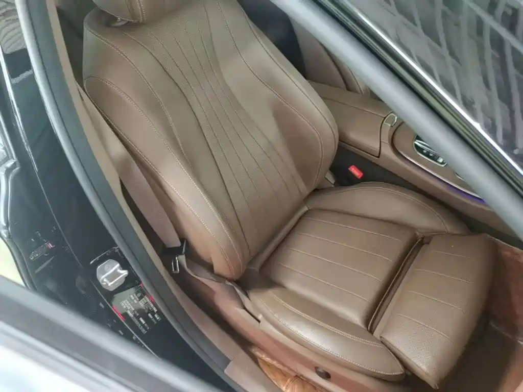 Mercedes-Benz E-Class 2022 — фото 25
