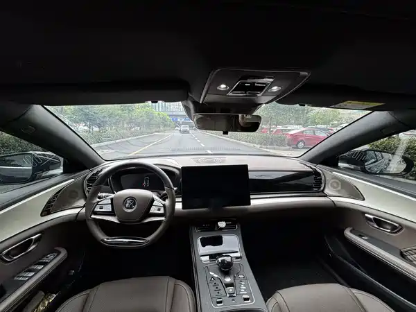 BYD Han 2024