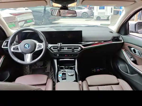 BMW i3 2022