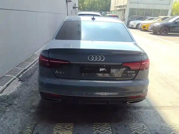 Audi A4L 2022
