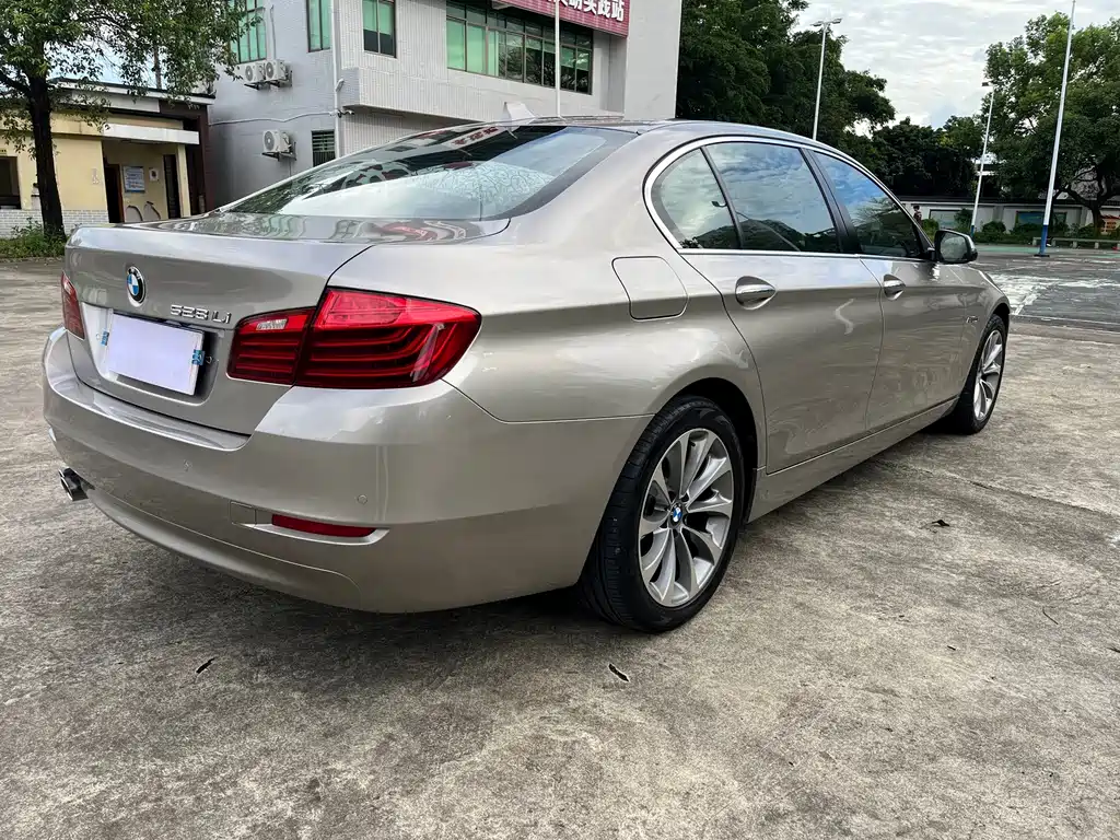 BMW 5 Series 2017