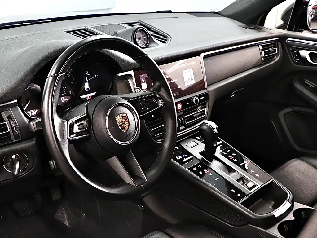 Porsche Macan 2022 — фото 11