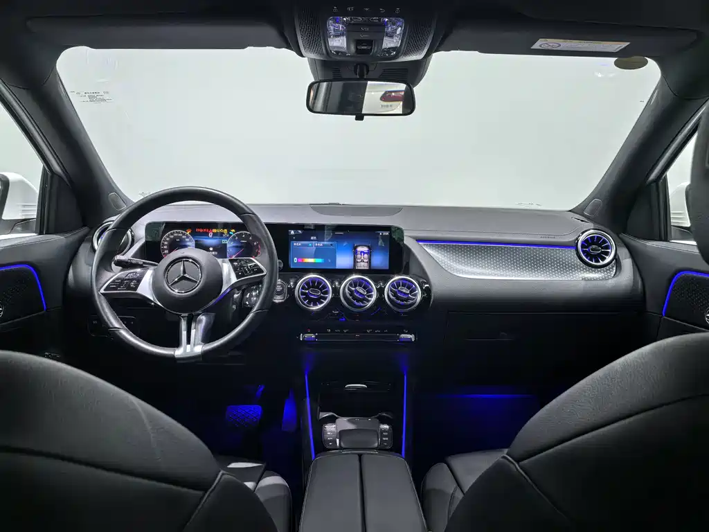 Mercedes-Benz GLA 2024 — фото 19