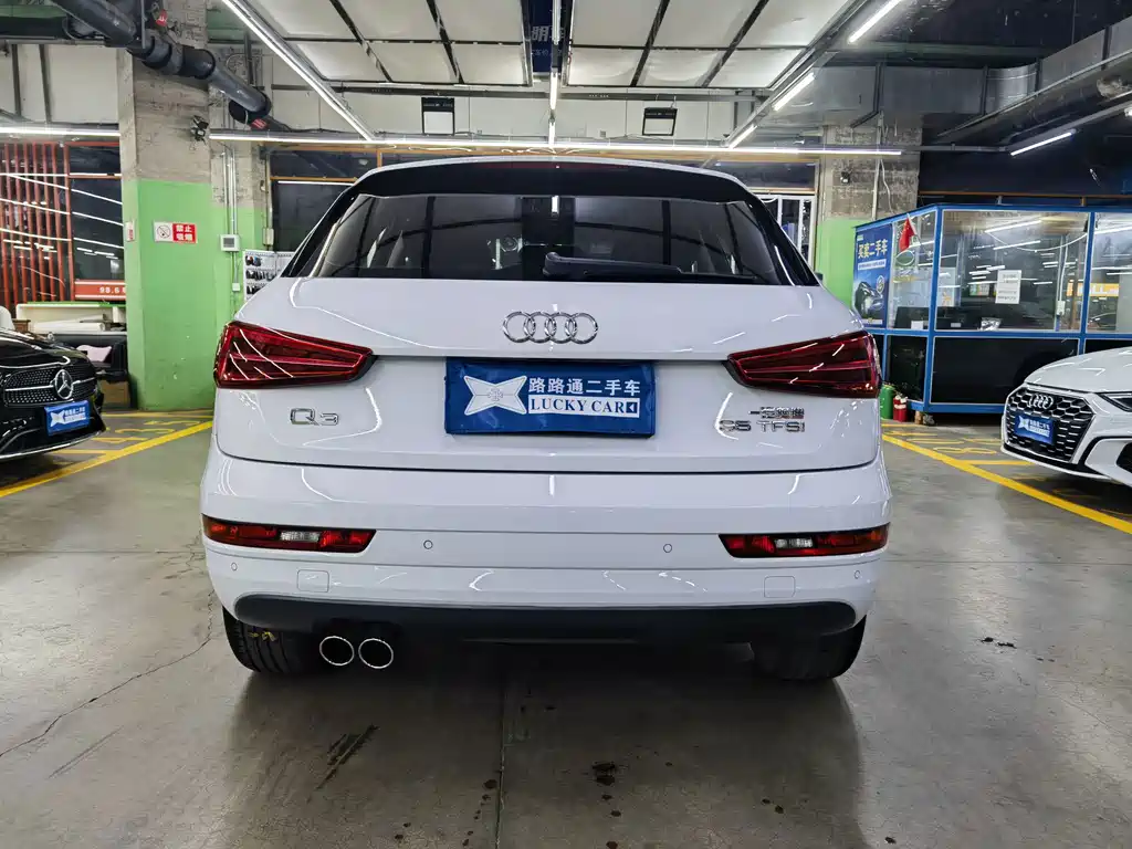 Audi Q3 2017 — фото 5