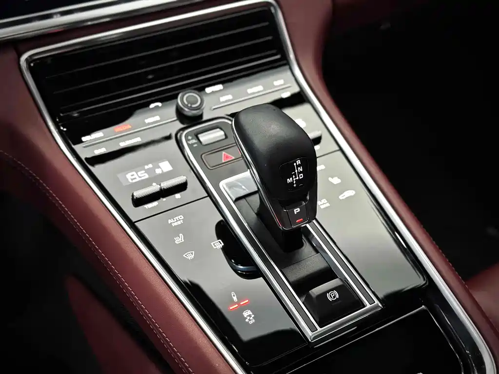 Porsche Panamera 2021 — фото 5