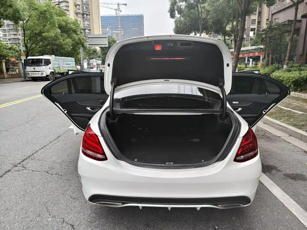 Mercedes-Benz C-Class 2018 — фото 22