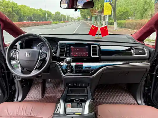 Honda Elysion 2019