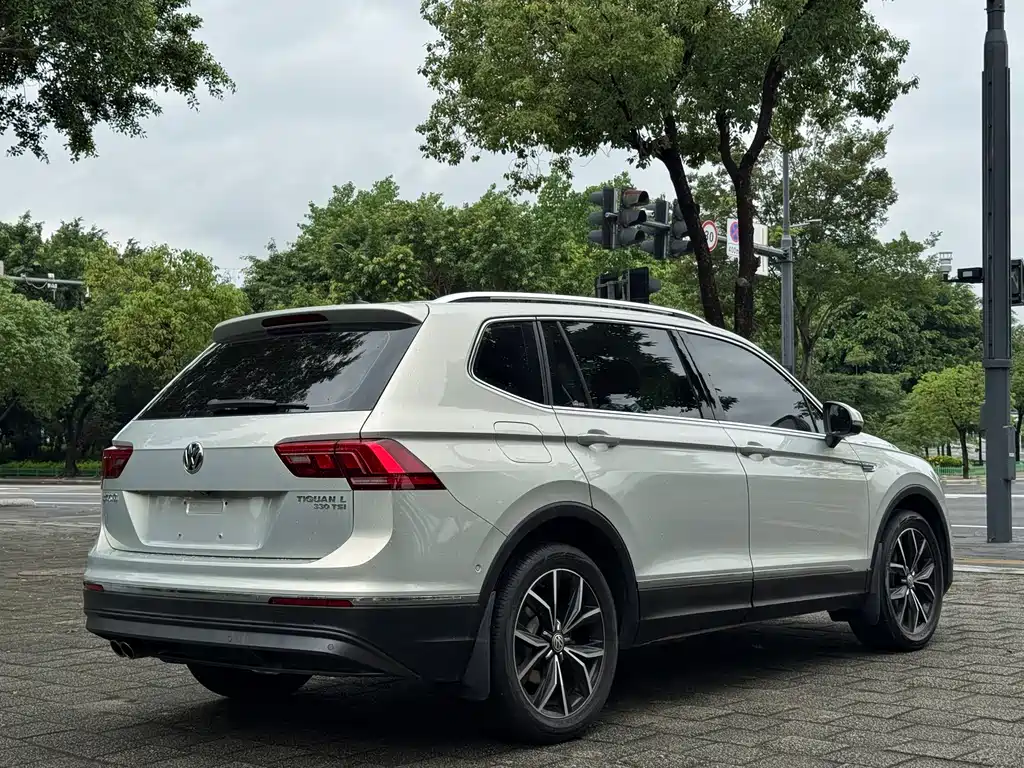 Volkswagen Tiguan L 2019 — фото 5