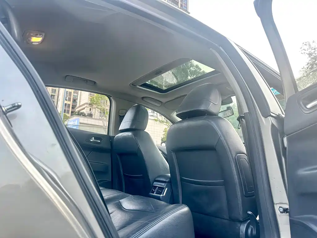 Citroen C4L 2015 — фото 22